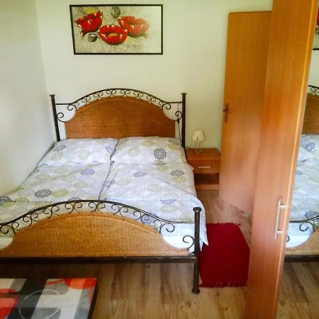 Apartman C. 8 Skalka โดโนวาลี ภายนอก รูปภาพ